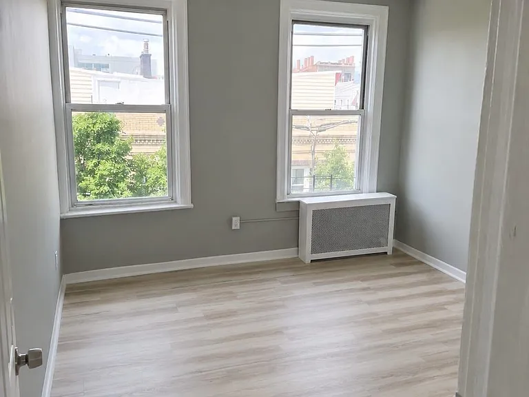 3612 New York Ave #5 — Photo 2
