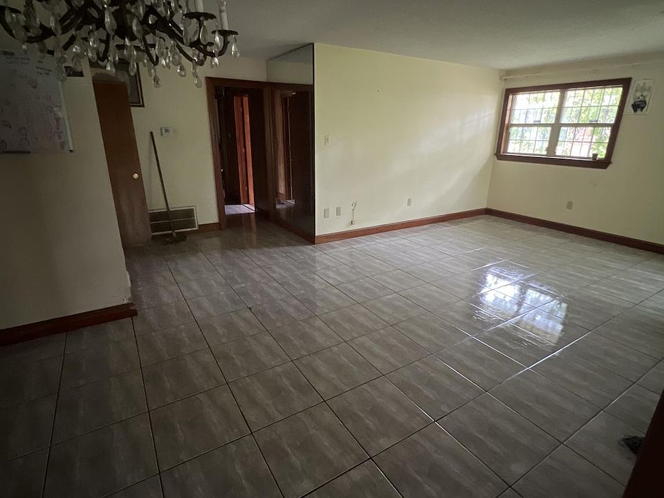 2nd image of 4109 Prentiss Ave