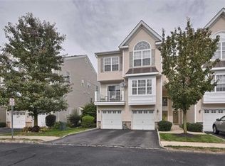 97 Mountainside Dr #9-7, Pompton Lakes, NJ 07442