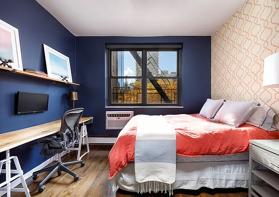 Sold by Compass | media 8