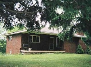 153 Concord Circle Rd, Beaver Falls, PA 15010