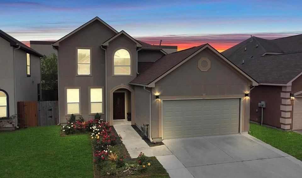1st image of 7523 Woodland Gate Dr