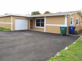 6741 Dogwood Dr, Miramar, FL 33023