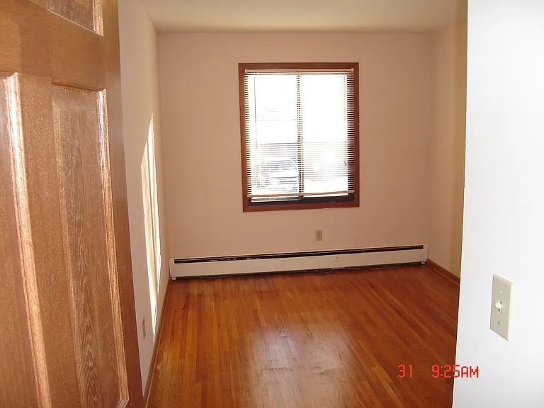 SOUTH FRANCE APARTMENTS — Photo 10