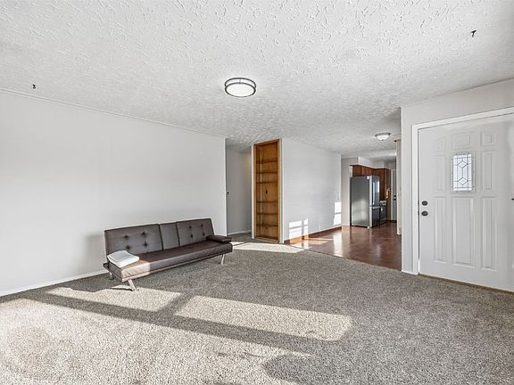 5th image of 1048 Clifton St NE