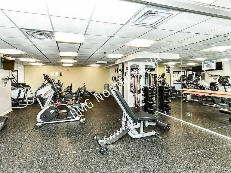 900 N Stafford St #1010 — Photo 19