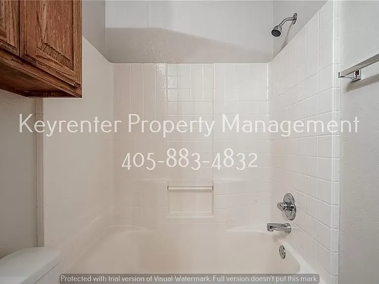 2404 NW 161st St — Photo 34