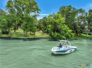 505 E Zipp Rd, New Braunfels, TX 78130