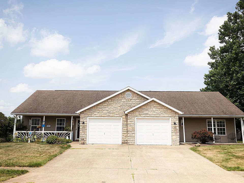 1st image of 562-562 Vesper Dr