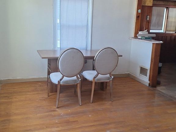 3rd image of 30 Macdonald St