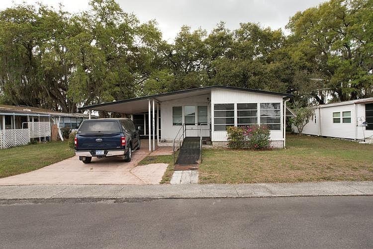 1st image of 38602 Monet Dr