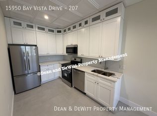 15950 Bay Vista Dr #207, Clearwater, FL 33760