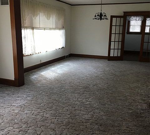 2nd image of 113 N Olive St