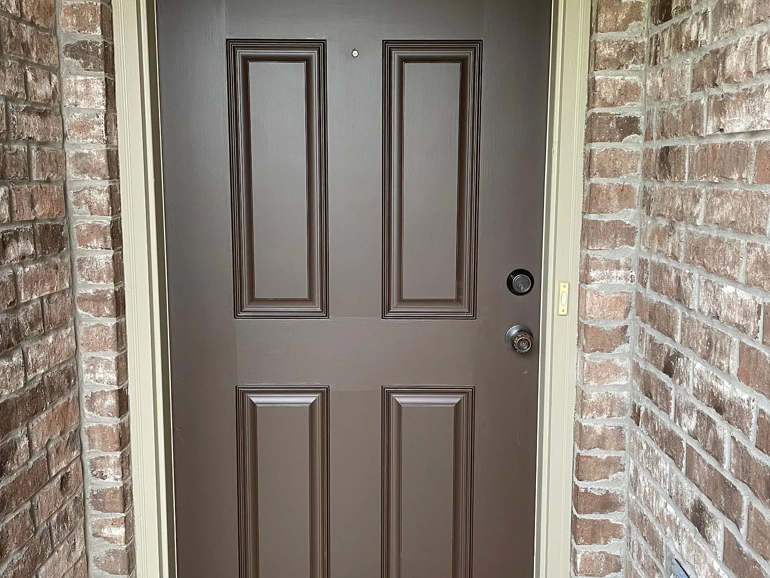 4 bed, 1650 sqft, $1,800 — Photo 2