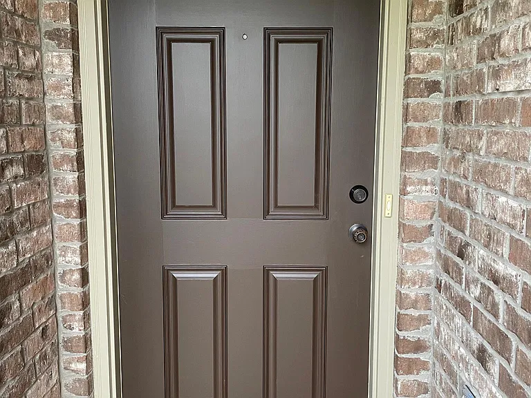 5719 Heritage Heights Dr — Photo 2