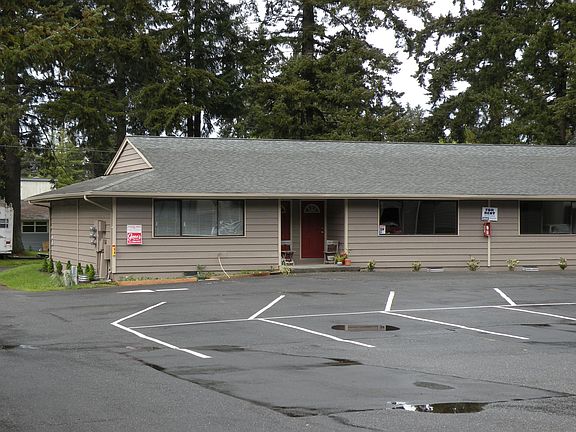 2nd image of 12505 98th Avenue Ct SW