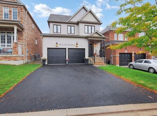14 Grey Wing Ave, Georgina, ON L4P0E8