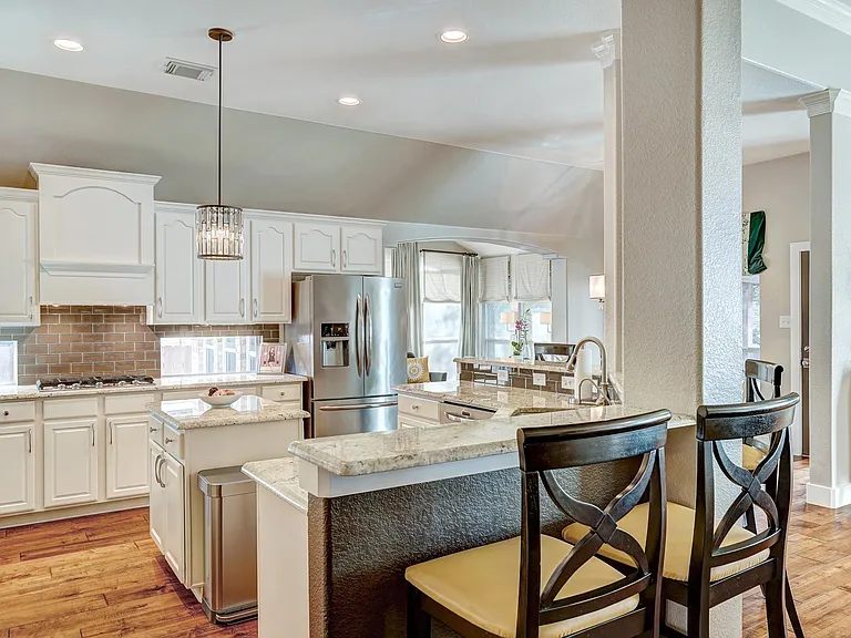 2639 Henley Dr — Photo 19