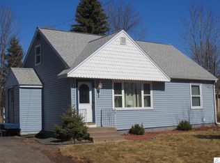 335 E Locust St, Duluth, MN 55811