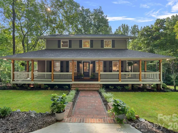 508 Red Barn Trl, Matthews, NC 28104