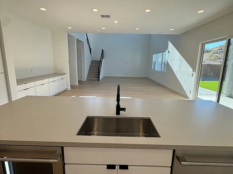 7326 W Running Deer Trl — Photo 47