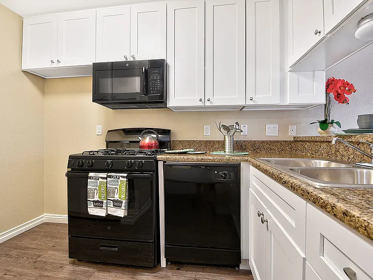 Fairway Manor Apartment Homes Kitchen Area