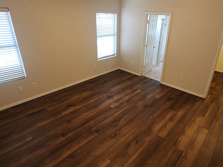 Master Bedroom R