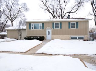 19525 Crabapple Ln, Mokena, IL 60448