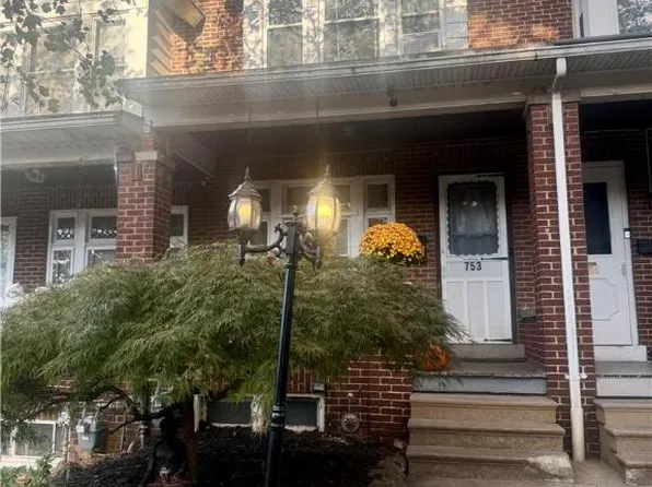 753 N 11th St, Allentown, PA 18102
