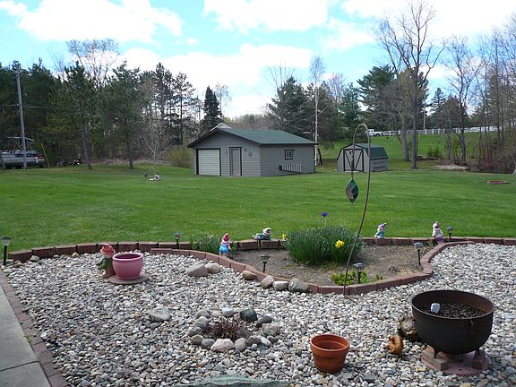 4th image of 1084 W Lake Dr