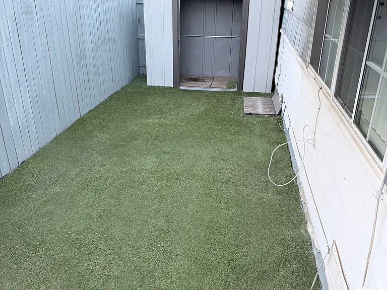 516 Claydelle Ave — Photo 10