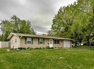 1110 Campus Hills Blvd, Rockford, IL 61103