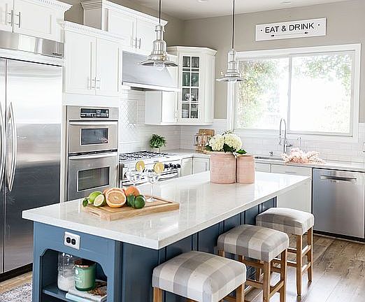 Updated Designer Kitchen 