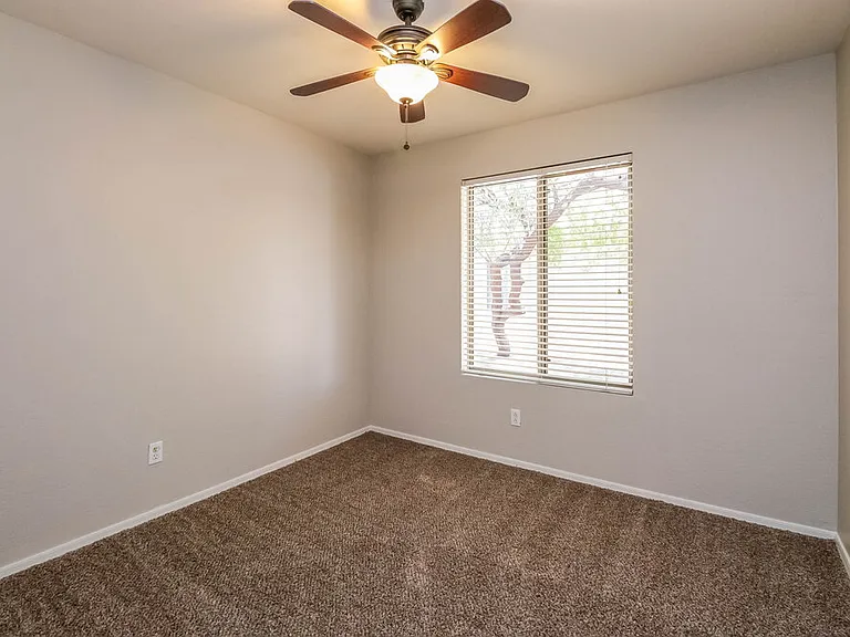 11026 E Delta Ave — Photo 12