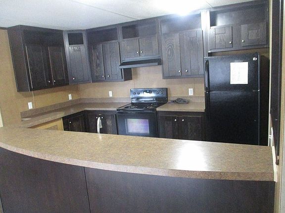 3rd image of 289 Silver Peak Dr #422