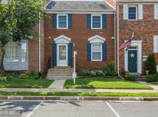 8128 Sleepy View Ln, Springfield, VA 22153