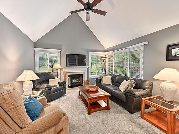 2nd image of 13500 W Fountain Dr #2