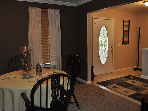 3rd image of 598 Eagleview Dr