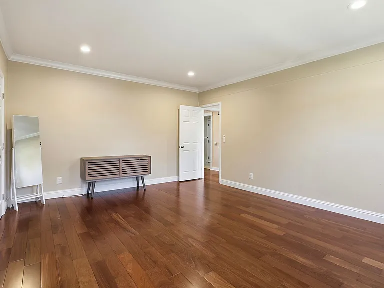 599 Borregas Ave — Photo 62