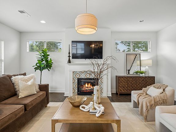 2nd image of 1055 Nolencrest Way