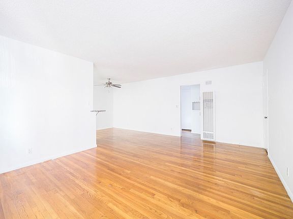 5th image of 7245-7251 Willoughby Ave #6945-1
