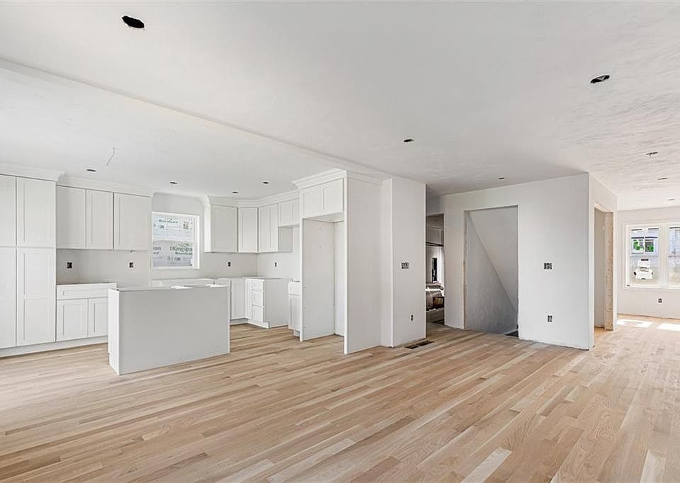 1st image of 7 Kinsman St