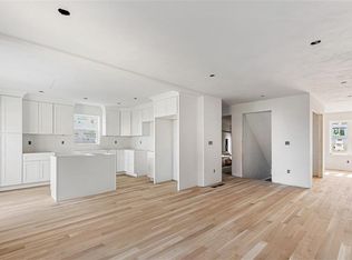 7 Kinsman St, Cumberland, RI 02864