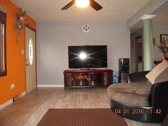 3rd image of 29841 Carolina Ave