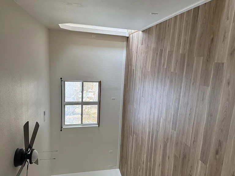 604 W Jackson St — Photo 30