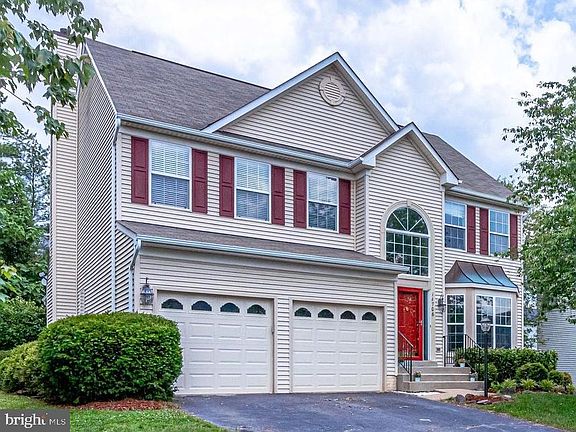 2nd image of 14706 Hanna Ct