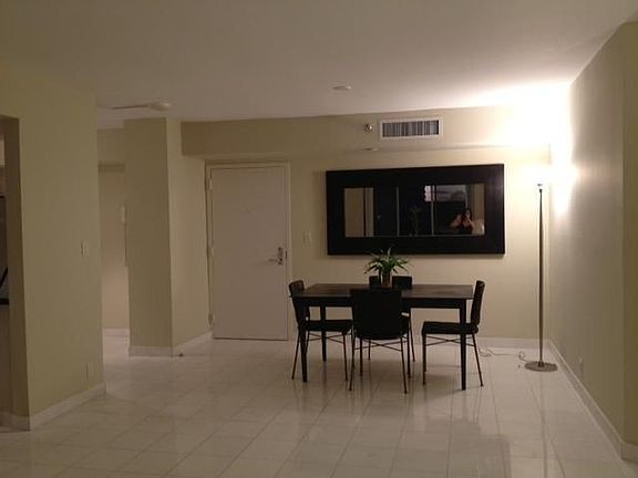 3rd image of 19101 NE 36th Ct APT 1903