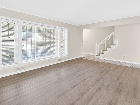 4th image of 25191 Butternut Ridge Rd