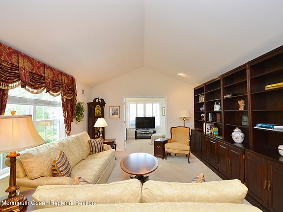 4th image of 2555 Haverhill Ct