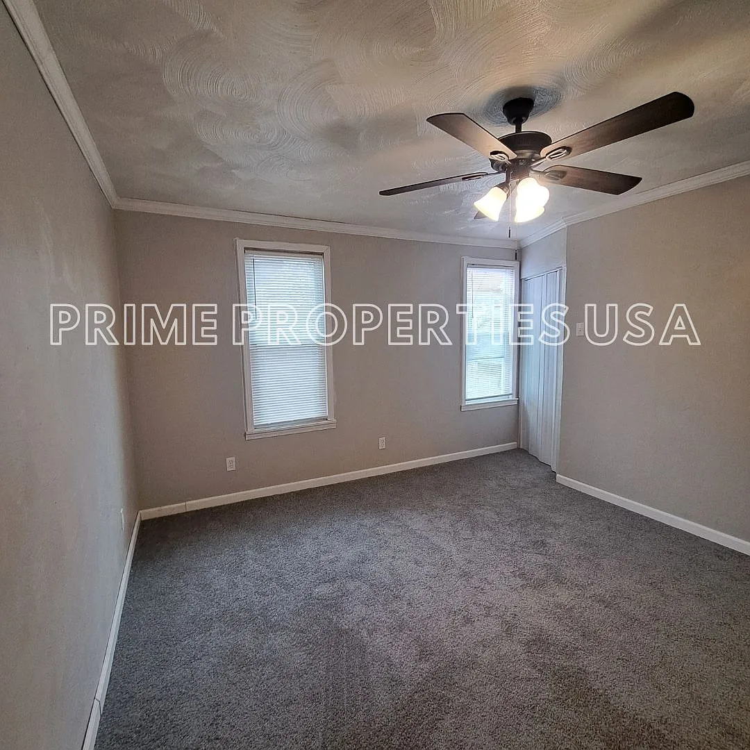 3 bed, 1046 sqft, $1,270 — Photo 4